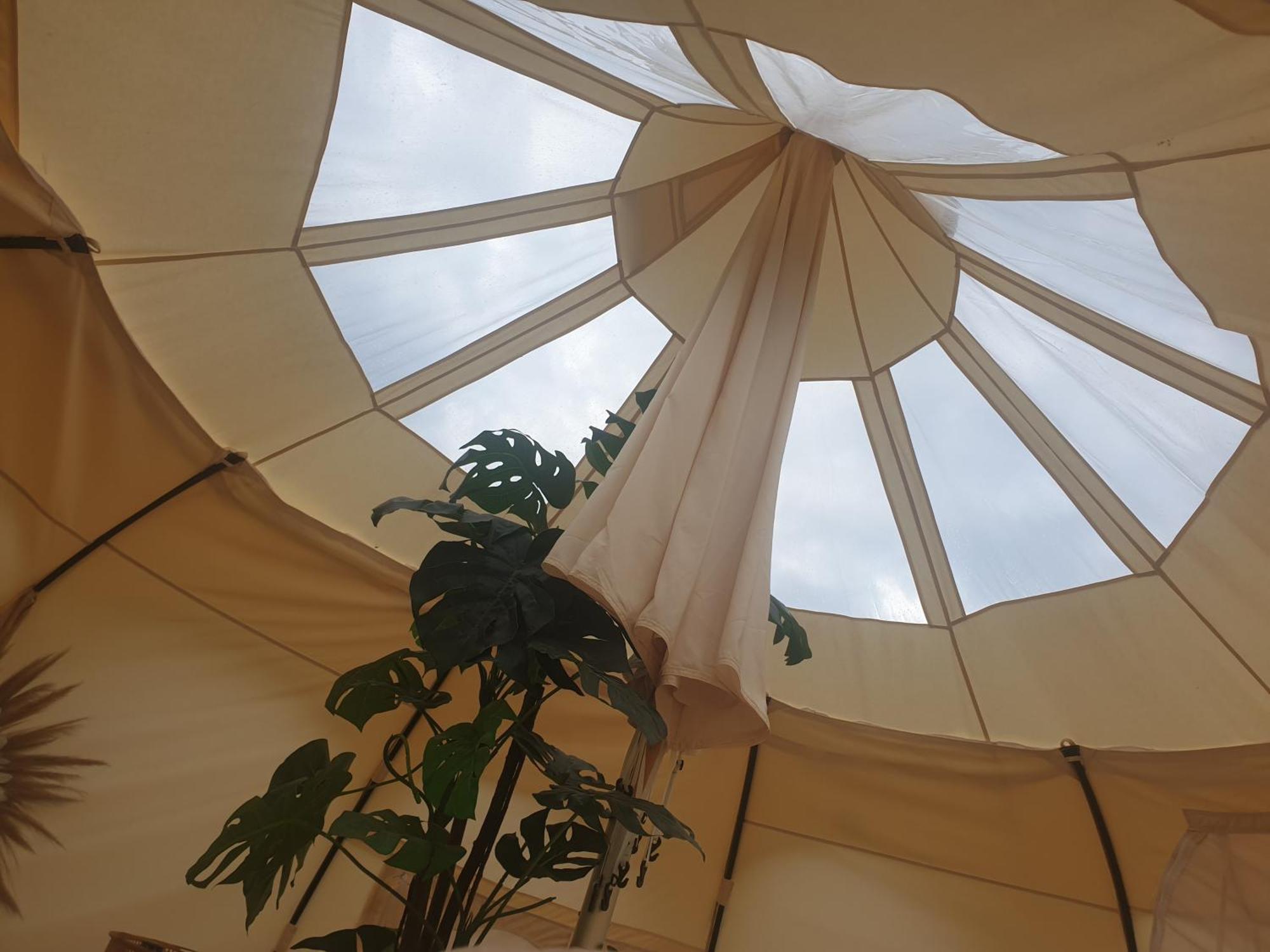 Le Jeklo Hotel Vias Ngoại thất bức ảnh